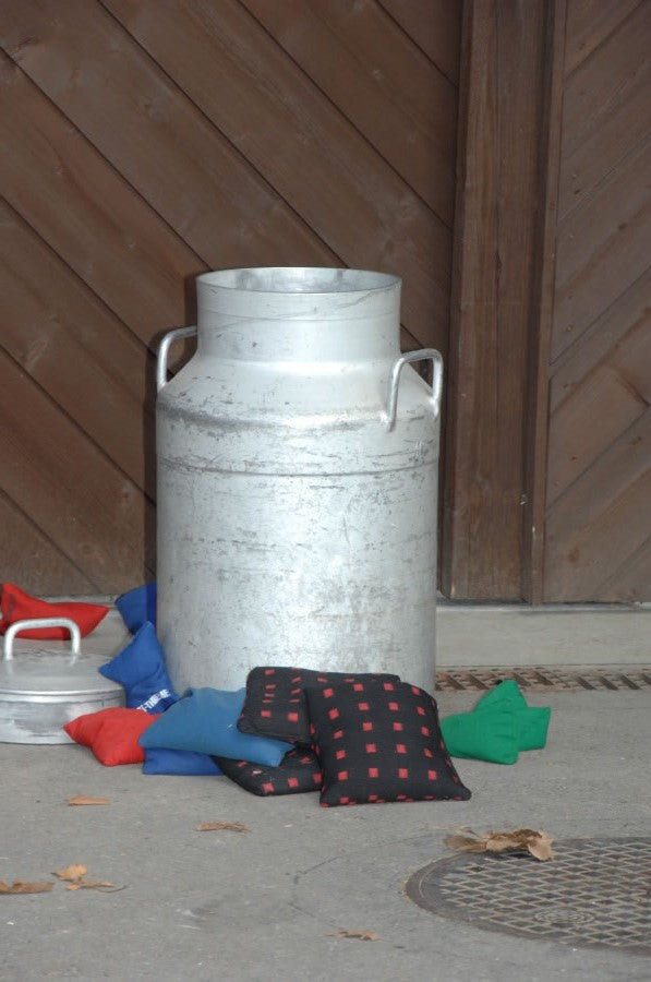 Milchkübel Sackwerfen