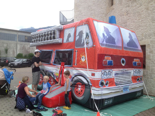 Hüpfburg Feuerwehr Auto