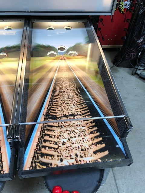 Eisenbahn- / Zugrennen / Kugel