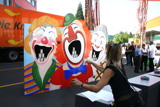 Büchsenwerfen "Clowns-Trio"
