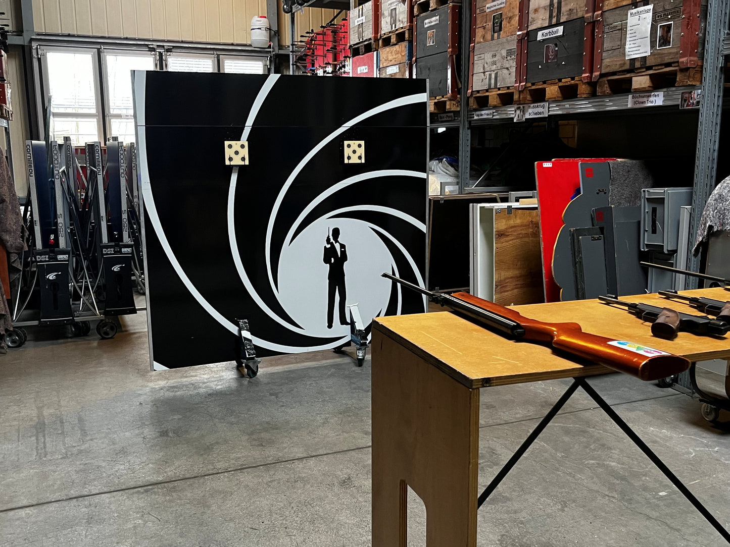 James Bond Schiess - Stand