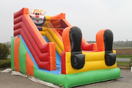 Riesen Rutschbahn Clown