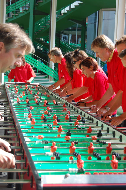 Fussballkasten für 16 Personen